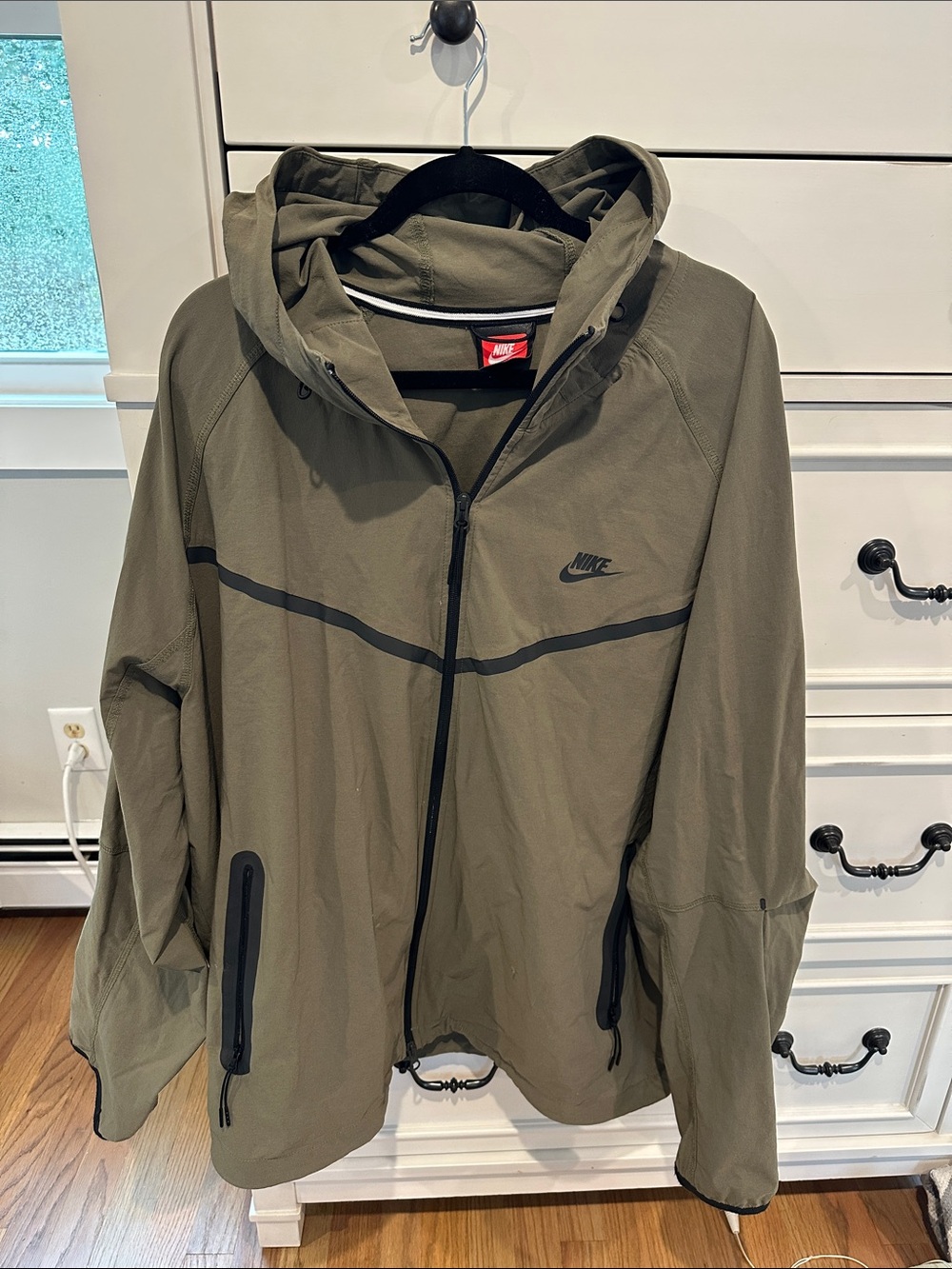 Nike Men's Olive Green Hooded Windbreaker Jacket